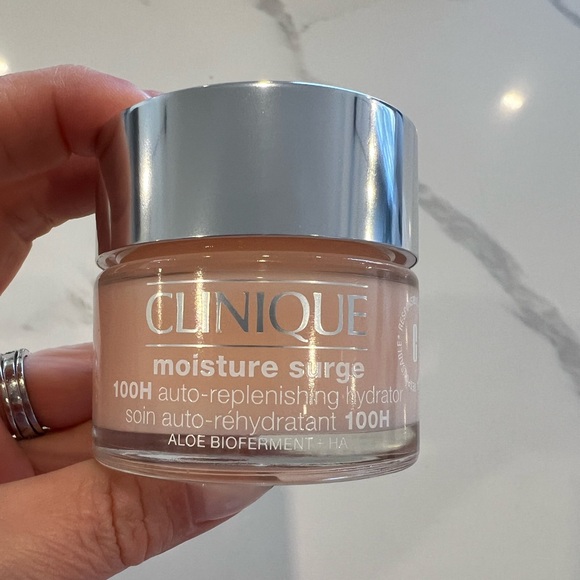 Clinique Other - Clinique Moisture Surge™ 100H Auto-Replenishing Hydrator